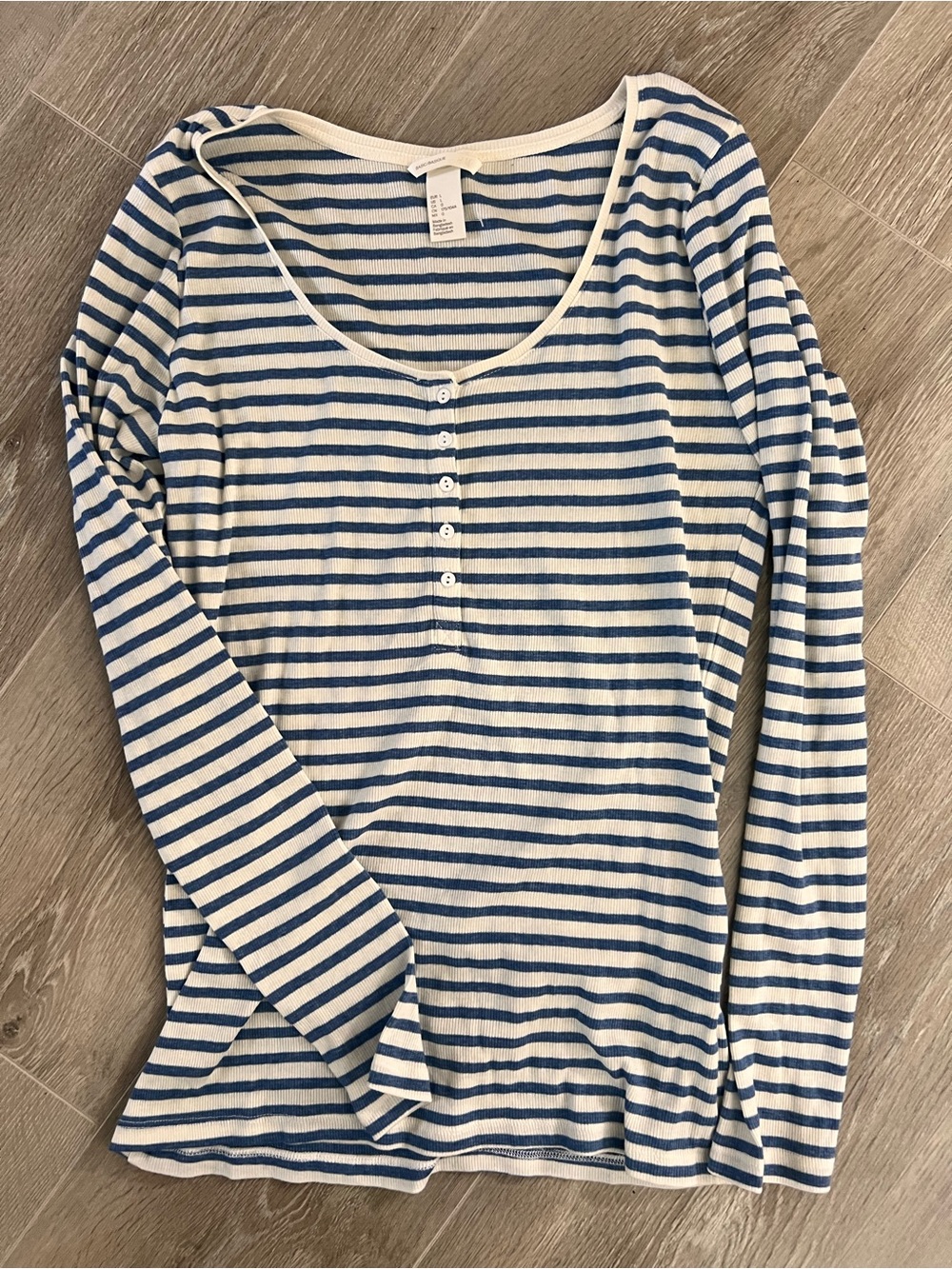 H&M Blue and White Striped Long-Sleeve Henley
